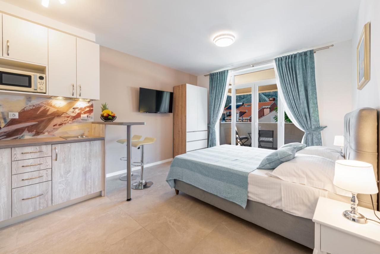 Oyo Deluxe Apartments Dubrovnik Exterior photo