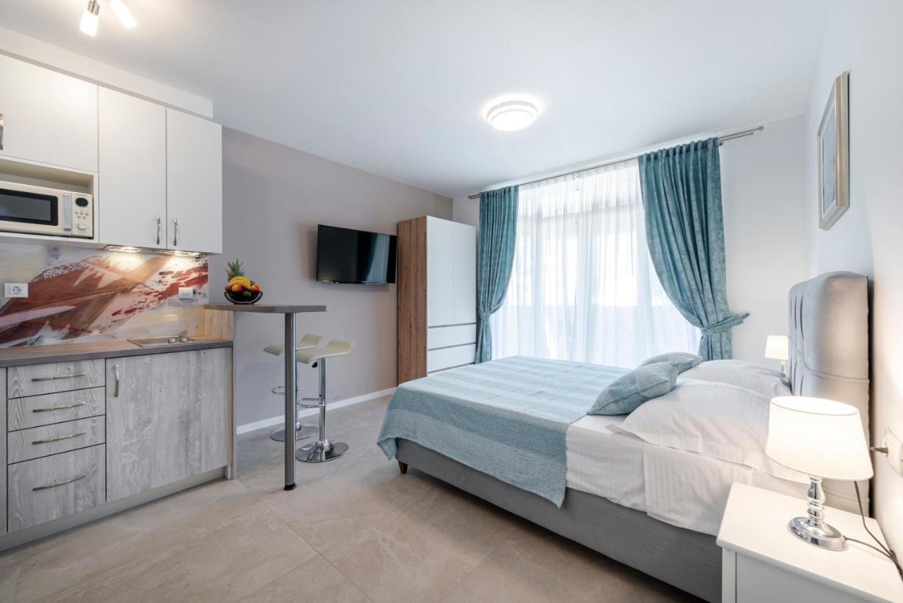 Oyo Deluxe Apartments Dubrovnik Exterior photo